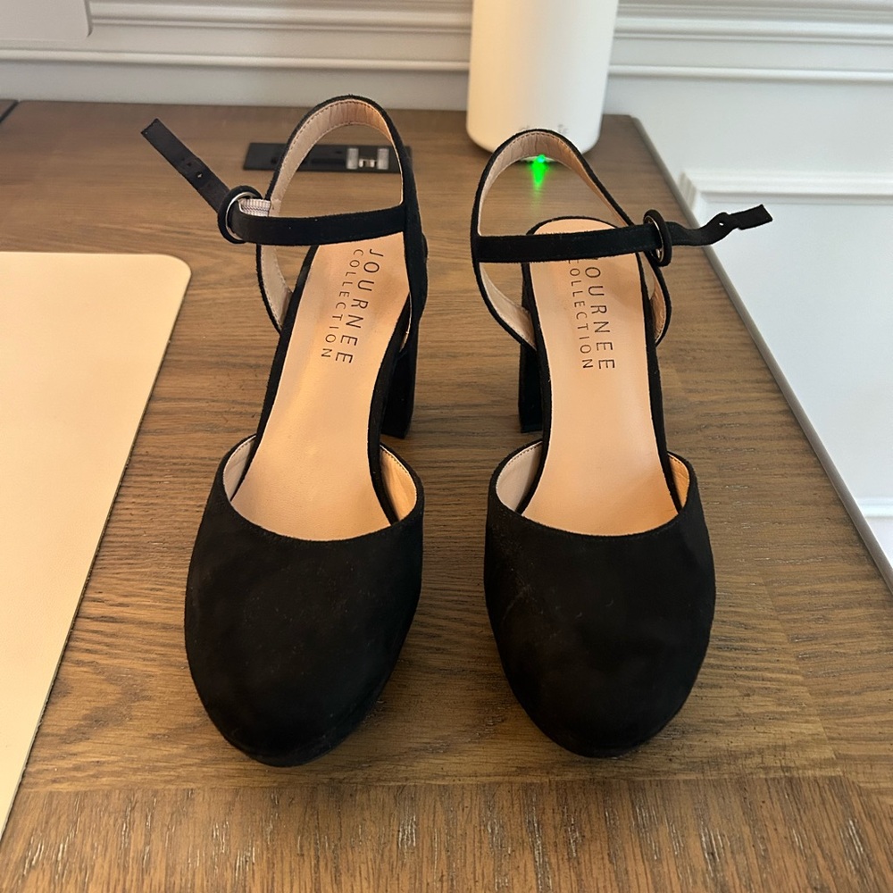 Black strapped pump heels